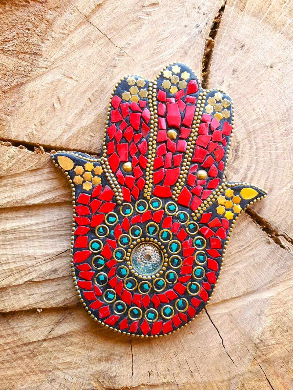 INCENSARIO MANO FÁTIMA NAVARATNA.Solo 1 disponible en stock