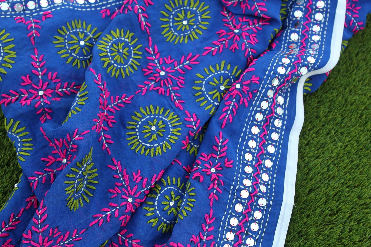 PAÑUELO DUPATTA KANTHA BORDADO